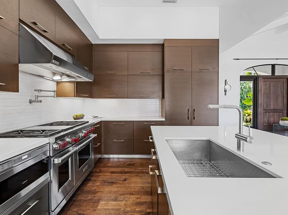 49 Fiesta Way, Fort Lauderdale FL 33301