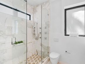 49 Fiesta Way, Fort Lauderdale FL 33301