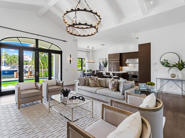 49 Fiesta Way, Fort Lauderdale FL 33301