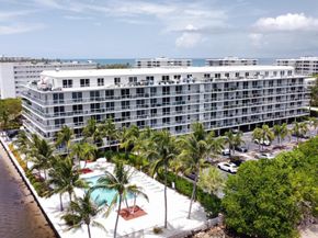 2560 S Ocean Boulevard 416, Palm Beach FL 33480