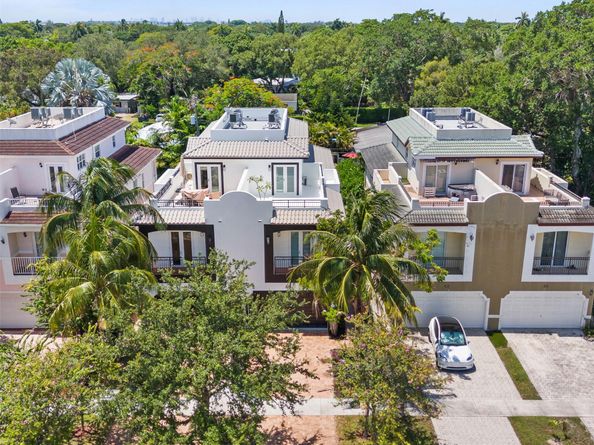 610 SW 10th St 610, Fort Lauderdale FL 33315