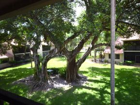 5530 Coach House Circle E, Boca Raton FL 33486