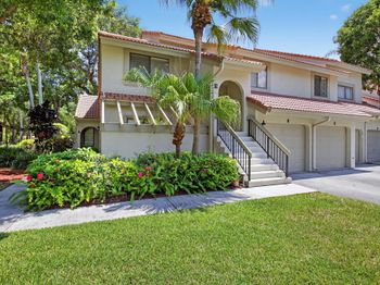 5530 Coach House Circle