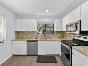 5530 Coach House Circle E, Boca Raton FL 33486