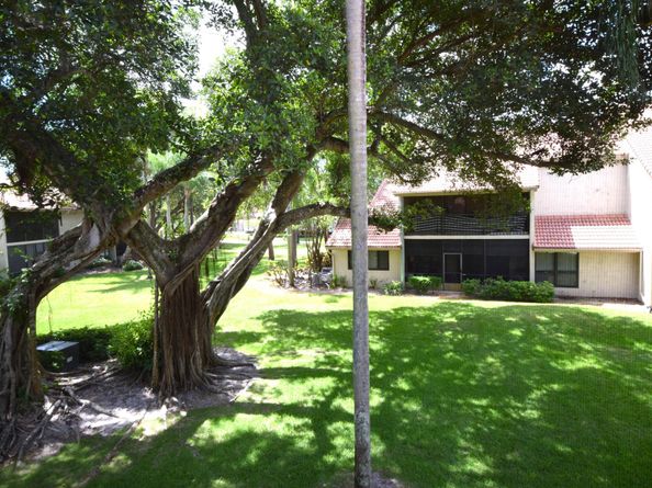 5530 Coach House Circle E, Boca Raton FL 33486