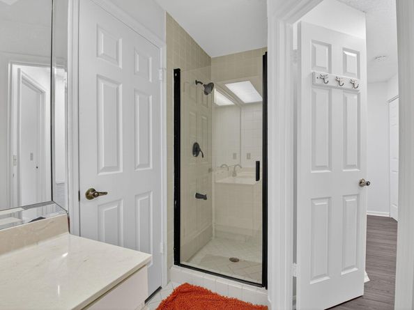 5530 Coach House Circle E, Boca Raton FL 33486