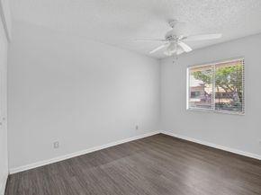 5530 Coach House Circle E, Boca Raton FL 33486