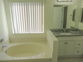4513 SW 13th Street, Deerfield Beach FL 33442