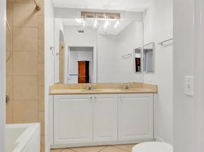 1660 Renaissance Commons Boulevard 2214, Boynton Beach FL 33426