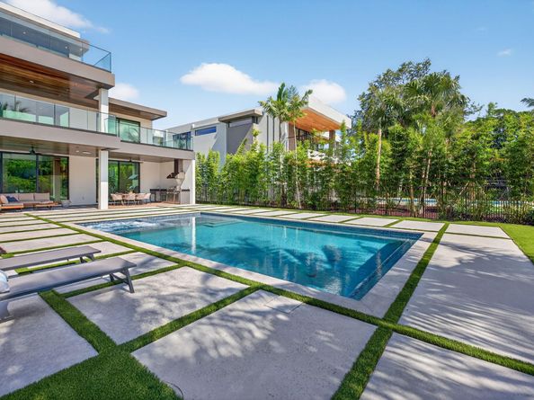 119 N Gordon Rd, Fort Lauderdale FL 33301