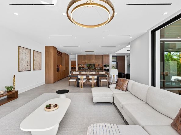 119 N Gordon Rd, Fort Lauderdale FL 33301