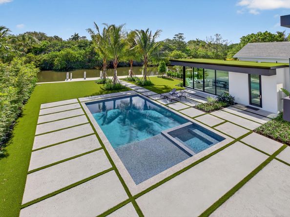 119 N Gordon Rd, Fort Lauderdale FL 33301