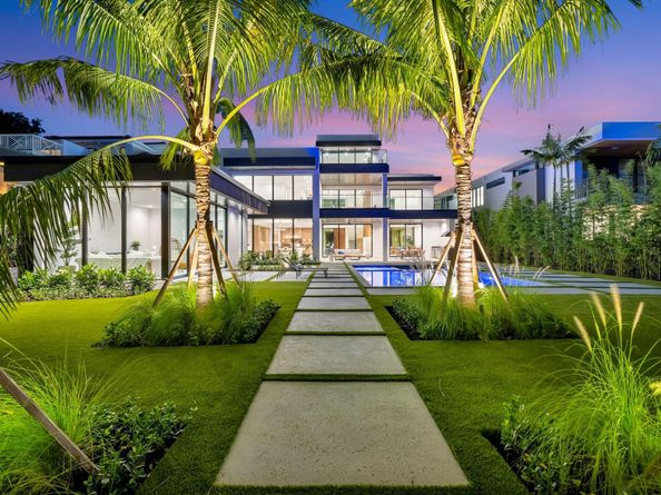 119 N Gordon Rd, Fort Lauderdale FL 33301