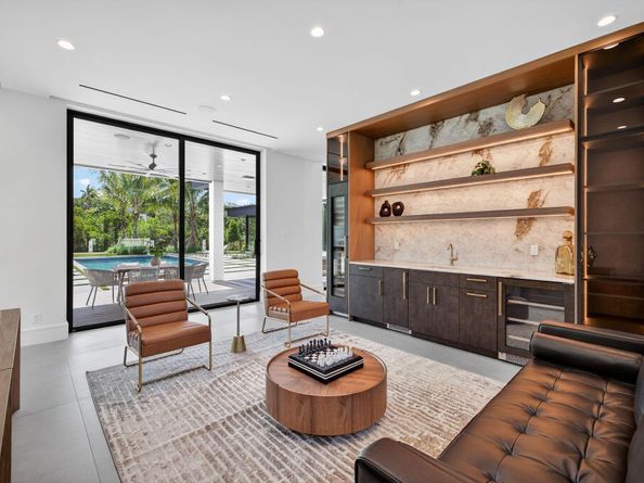 119 N Gordon Rd, Fort Lauderdale FL 33301