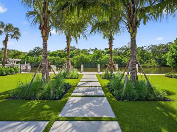 119 N Gordon Rd, Fort Lauderdale FL 33301