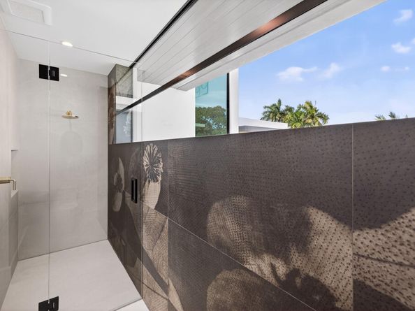 119 N Gordon Rd, Fort Lauderdale FL 33301