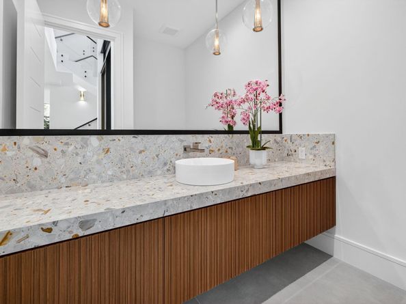 119 N Gordon Rd, Fort Lauderdale FL 33301