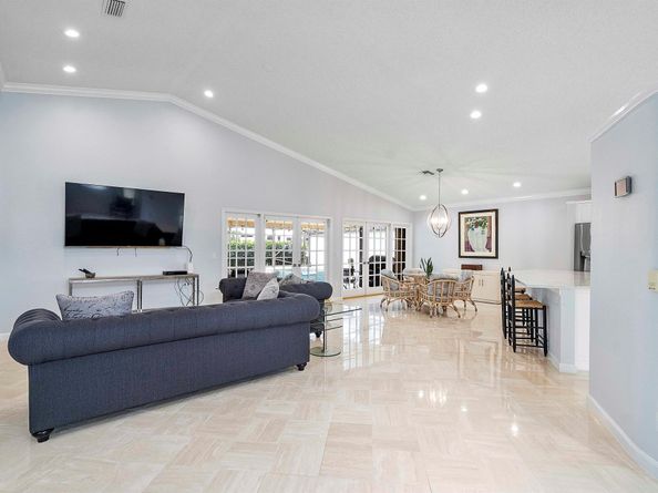 22652 Esplanada Circle W, Boca Raton FL 33433