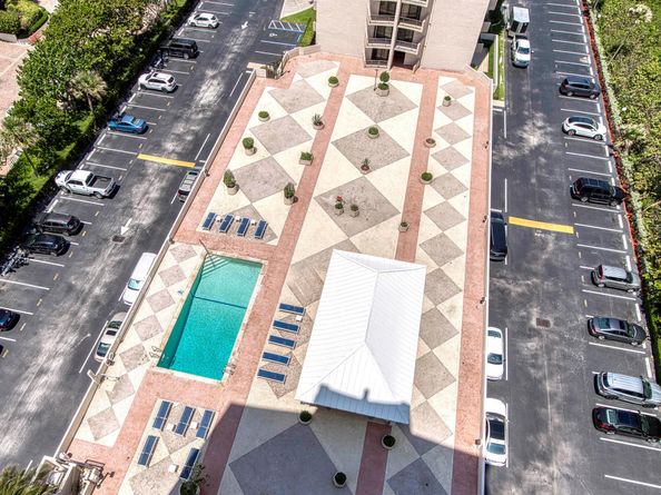 4200 N Ocean Drive 11405, Singer Island FL 33404