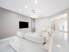 10777 Oceano Way, Parkland FL 33076
