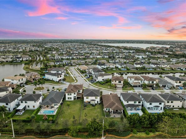 10777 Oceano Way, Parkland FL 33076