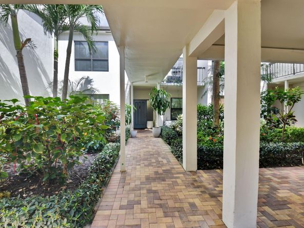 730 Greensward Court 107J, Delray Beach FL 33445