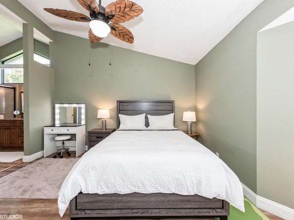 805 Harbour Pointe Way, Greenacres FL 33413