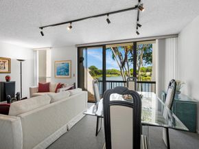 805 Bridgewood Place, Boca Raton FL 33434