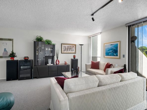 805 Bridgewood Place, Boca Raton FL 33434