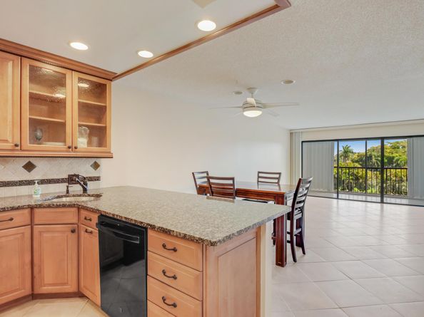 4411 Trevi Court 303, Lake Worth FL 33467