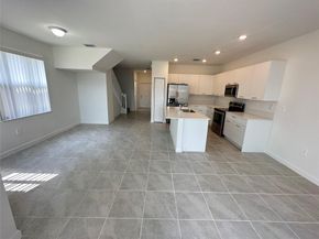 2437 NW 131st Cir, Miami FL 33167