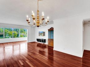 818 SE 4th St 202, Fort Lauderdale FL 33301