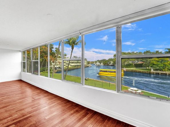 818 SE 4th St 202, Fort Lauderdale FL 33301