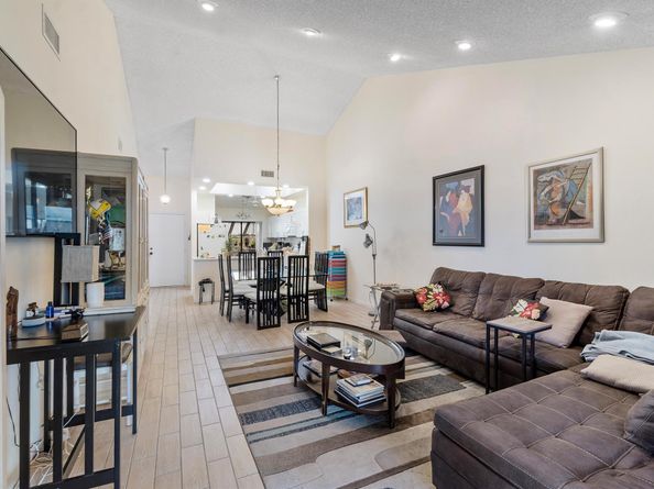 10900 Waterberry Court, Boca Raton FL 33498
