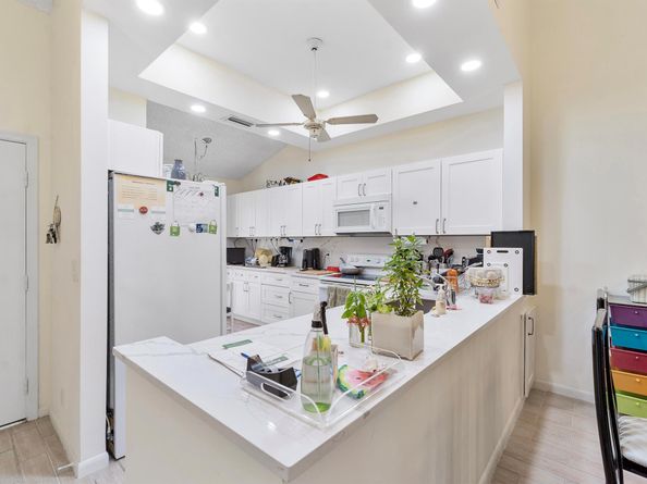 10900 Waterberry Court, Boca Raton FL 33498