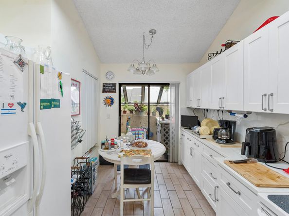 10900 Waterberry Court, Boca Raton FL 33498