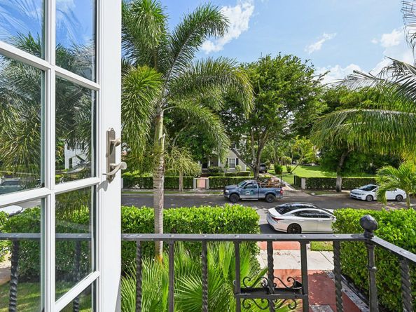 221 Greymon Drive, West Palm Beach FL 33405