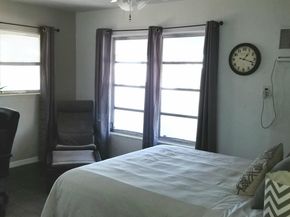 1000 NE 17th Court, Fort Lauderdale FL 33305