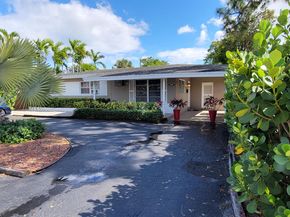 1000 NE 17th Court, Fort Lauderdale FL 33305