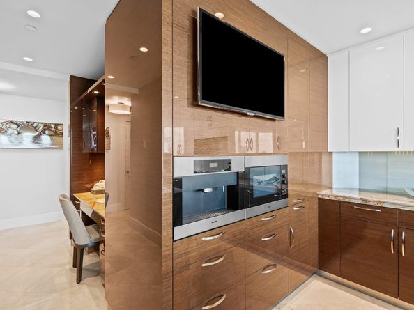 3055 Harbor Dr 1403, Fort Lauderdale FL 33316