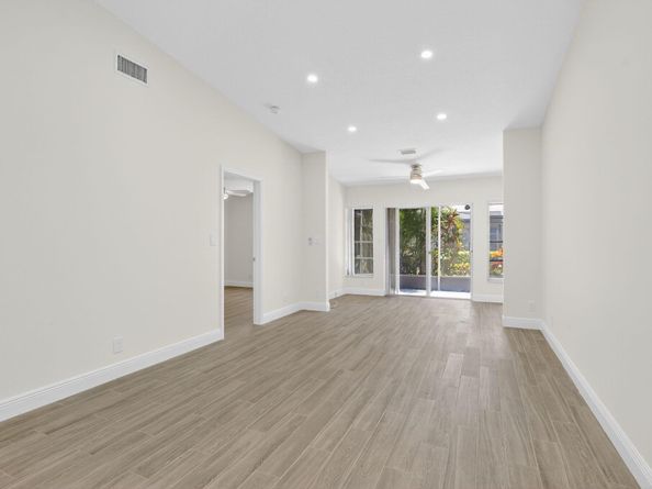 8583 Overset Lane C, Boca Raton FL 33496