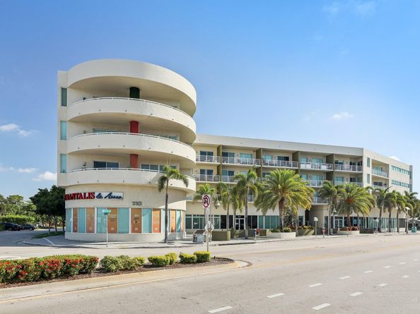 2301 Wilton Dr R303, Wilton Manors FL 33305