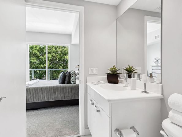 2301 Wilton Dr R303, Wilton Manors FL 33305