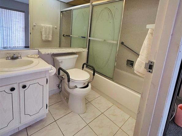 226 Brittany E 226, Delray Beach FL 33446