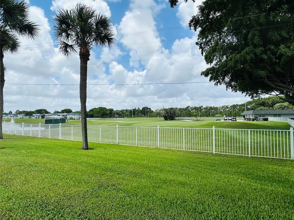 226 Brittany E 226, Delray Beach FL 33446