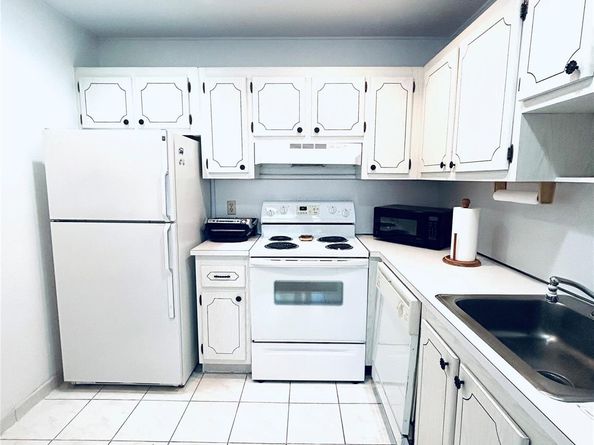 226 Brittany E 226, Delray Beach FL 33446