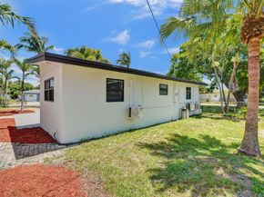 1302 S 22nd Ct, Hollywood FL 33020