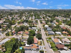 1302 S 22nd Ct, Hollywood FL 33020