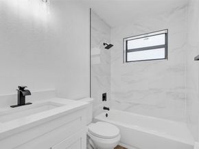 1302 S 22nd Ct, Hollywood FL 33020