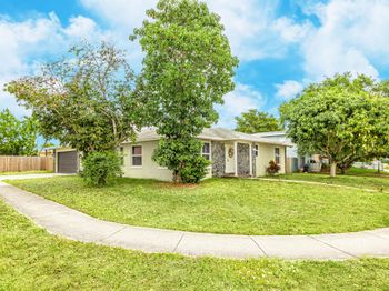 1518 Lee Court